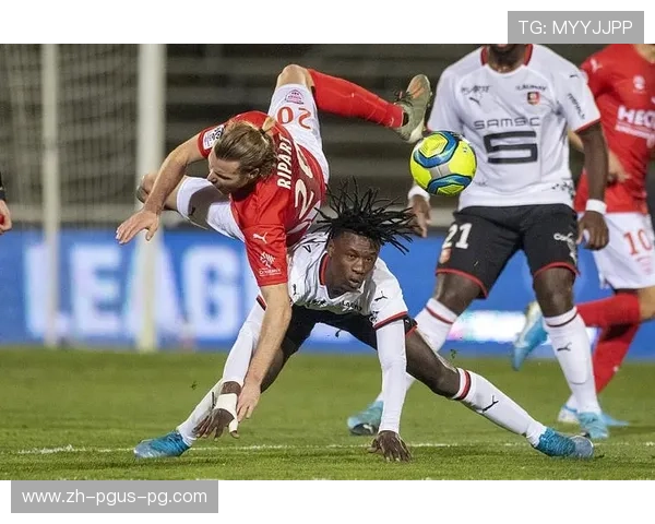 法甲球员交易市场运作规则与热门转会回顾