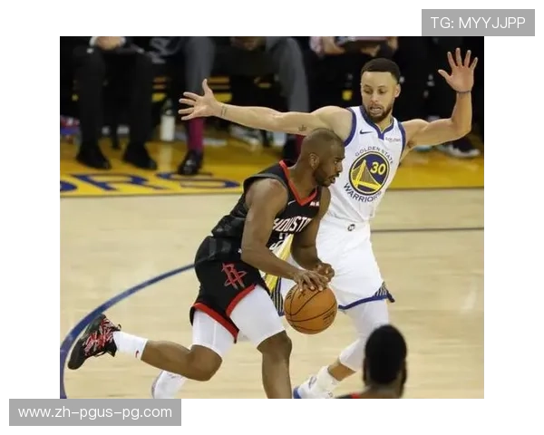 详述篮球比赛中防守反击的战术设计及快速推进技巧